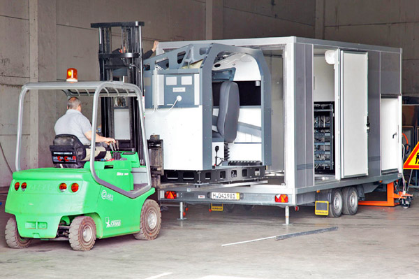 FSC B737 SIMULATOR FITS A TRAILER